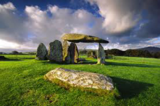 Pentre Ifan Burial Chamber near Lothlorien welsh Holiday Cottage