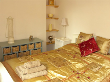 The luxurious double bedroom of Lothlorien Holiday home in Wales